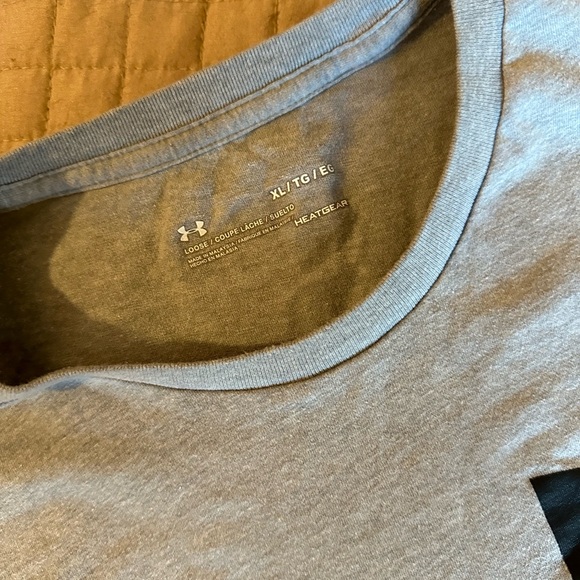 Men’s XL Tshirt - Picture 2 of 2